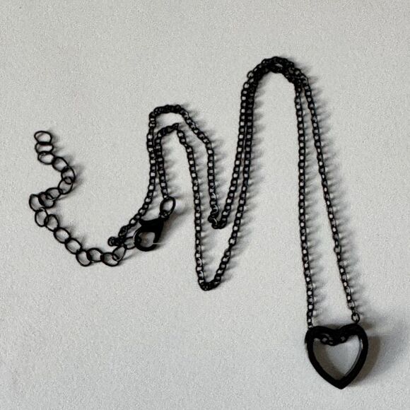 Hollow Heart, Trendy Black Coated Metal Necklace - Picture 2 of 15